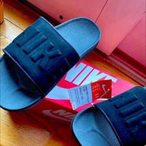 Nike slides